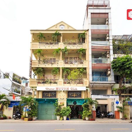 Reddoorz Huynh Gia Hotel Nguyen Cuu Van Ciudad Ho Chi Minh  Exterior foto